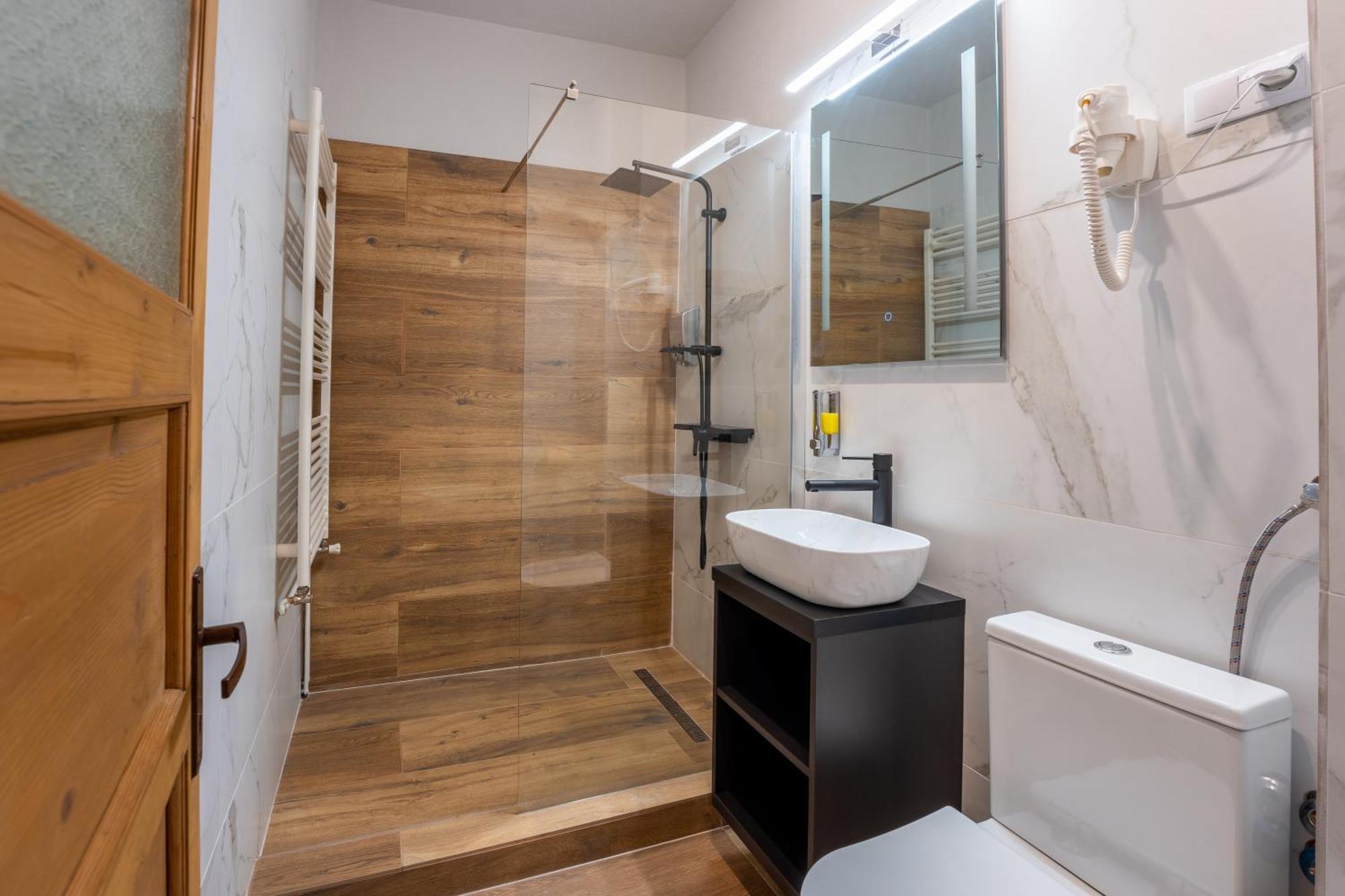 La Turn Apartment Сигишоара Екстериор снимка